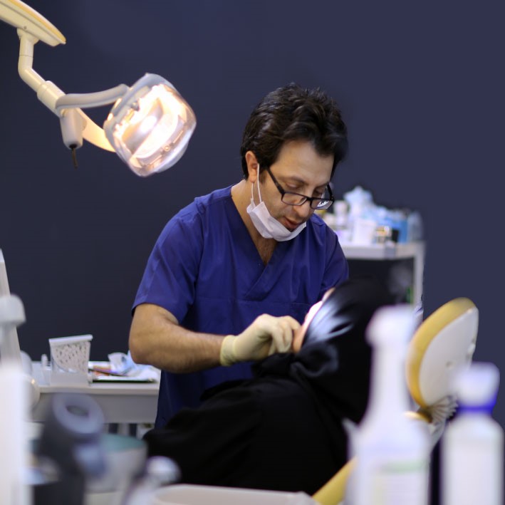 دکتر سعید کریمی - دندانپزشکی
